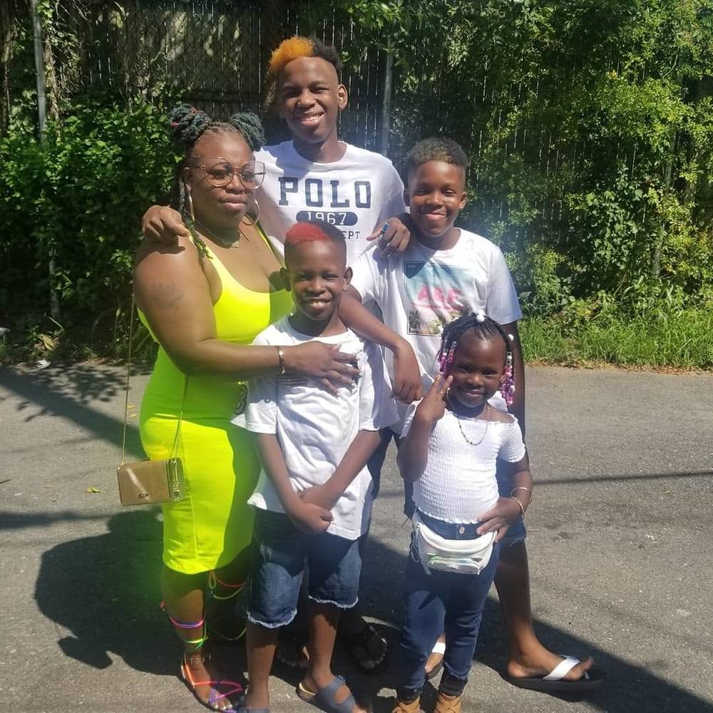 Meet your Posher, Sabrina